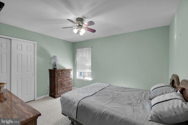 2106 RIDGE WAY, East Greenville, PA 18041