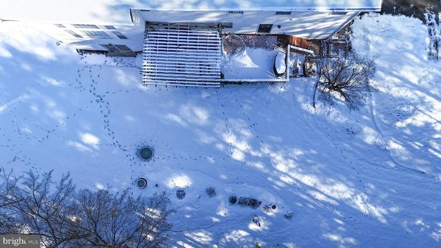 2106 RIDGE WAY, East Greenville, PA 18041