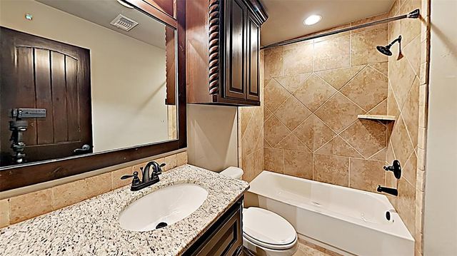 2324 Sutton Place, Edmond, OK 73012