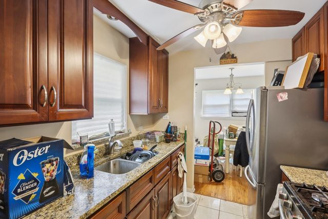 5728 W Pershing Road, Cicero, IL 60804