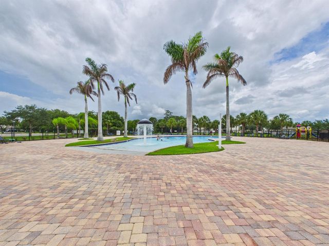 157 Blue Grotto Drive, Fort Pierce, FL 34945