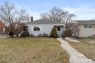 3571 Los Angeles Avenue, Warren, MI 48091
