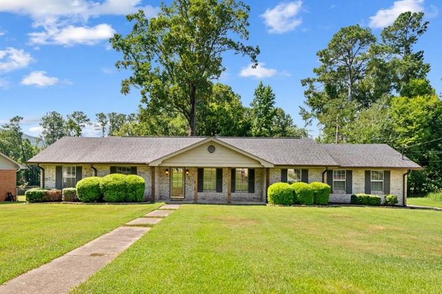 2623 Valley View Drive, Rocky Face, GA 30740