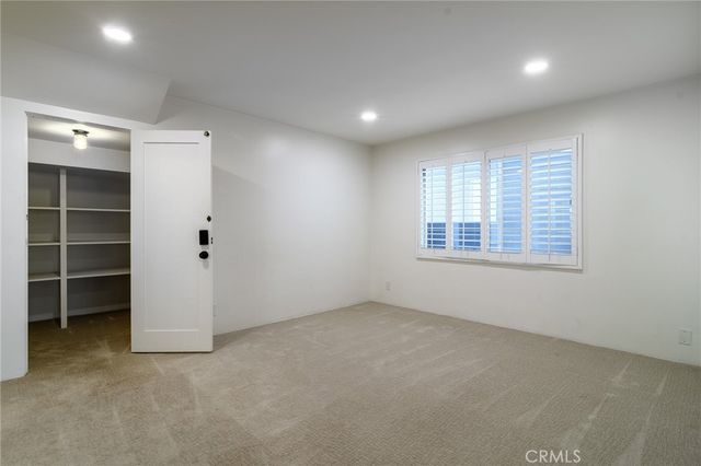 302 S Bay Front, Newport Beach, CA 92662
