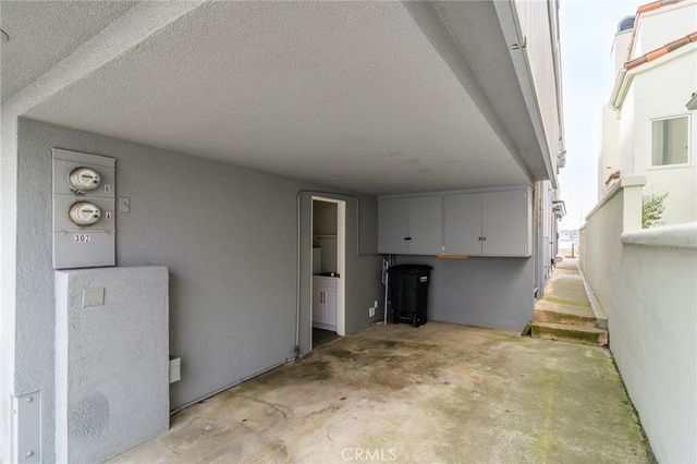 302 S Bay Front, Newport Beach, CA 92662