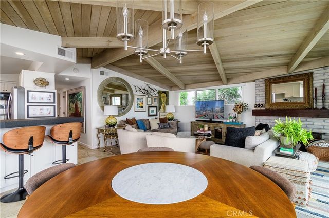 302 S Bay Front, Newport Beach, CA 92662