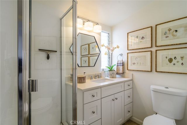 302 S Bay Front, Newport Beach, CA 92662