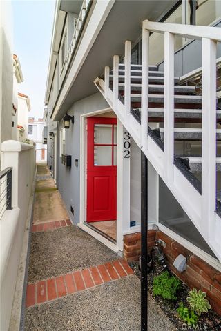 302 S Bay Front, Newport Beach, CA 92662