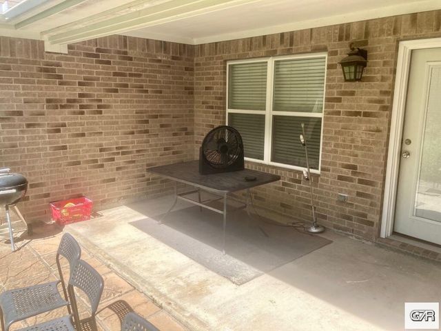 10 Clara Barton Lane, Galveston, TX 77551