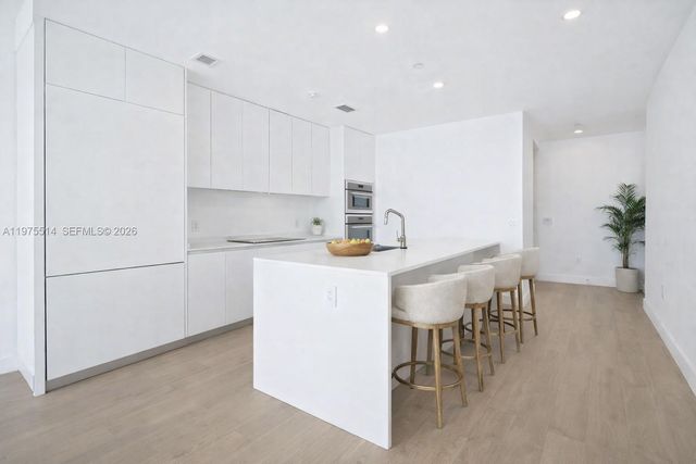 700 NE 24 STREET 805, Miami, FL 33137