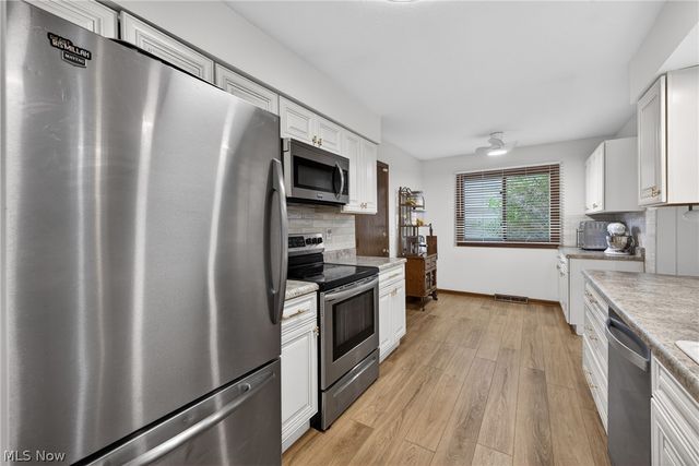 286 E 310th Street, Willowick, OH 44095