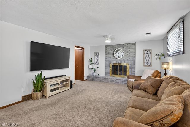 286 E 310th Street, Willowick, OH 44095