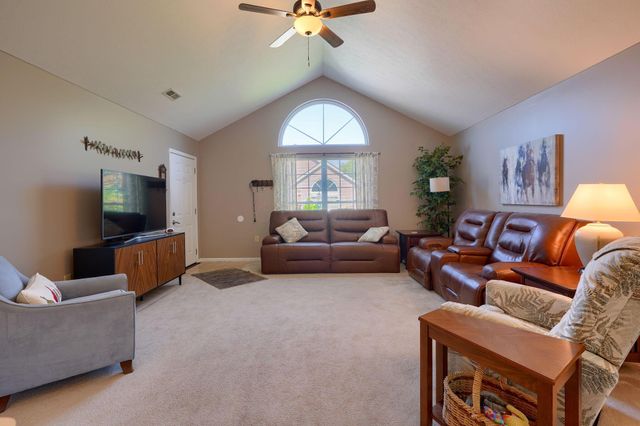 1948 S Farmbrook Creek S, 7, Grove City, OH 43123