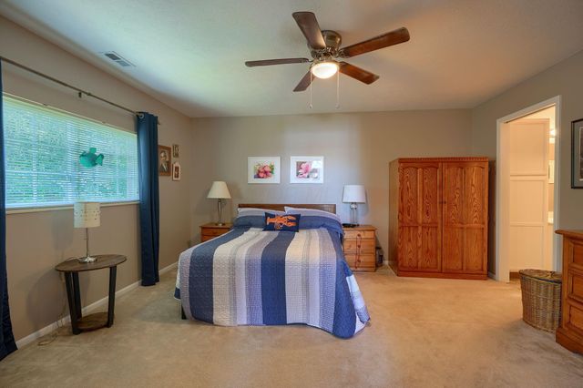 1948 S Farmbrook Creek S, 7, Grove City, OH 43123