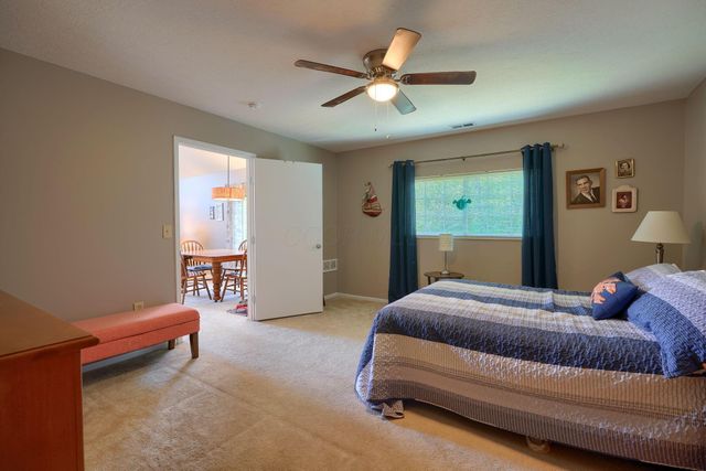 1948 S Farmbrook Creek S, 7, Grove City, OH 43123