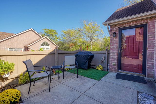 1948 S Farmbrook Creek S, 7, Grove City, OH 43123