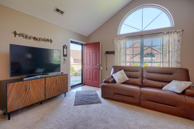 1948 S Farmbrook Creek S, 7, Grove City, OH 43123