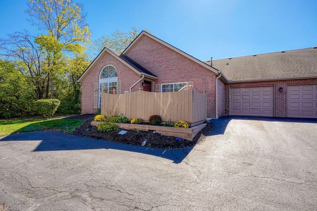 1948 S Farmbrook Creek S, 7, Grove City, OH 43123