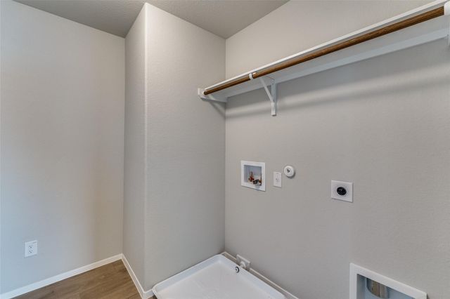 68 Bent Trail LN, Georgetown, TX 78628