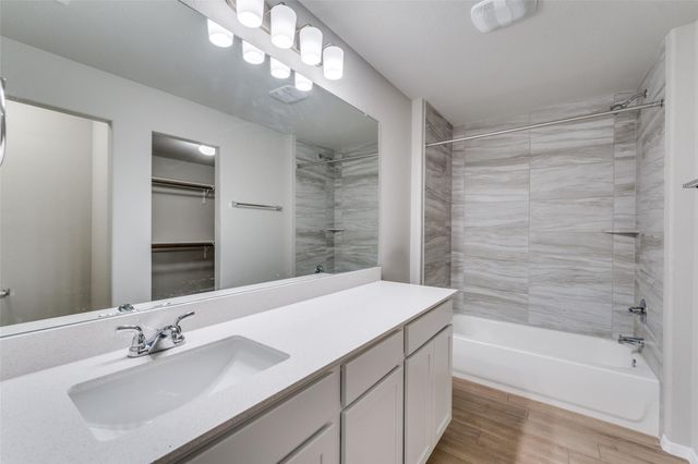 68 Bent Trail LN, Georgetown, TX 78628