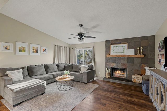 637 Monte Alto Drive NE, Albuquerque, NM 87123