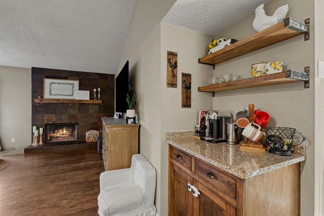 637 Monte Alto Drive NE, Albuquerque, NM 87123
