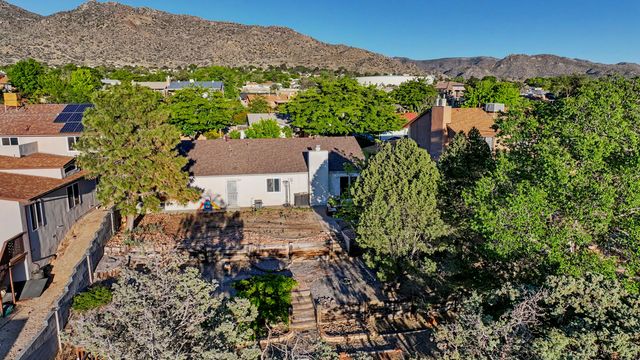 637 Monte Alto Drive NE, Albuquerque, NM 87123