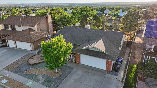 637 Monte Alto Drive NE, Albuquerque, NM 87123