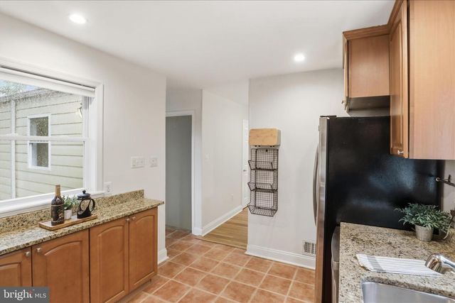 1812 OLNEY RD, Falls Church, VA 22043