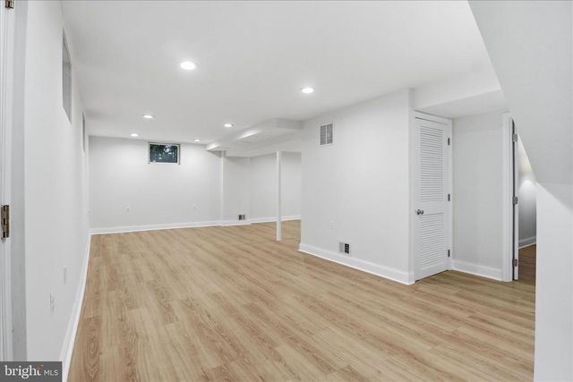 1812 OLNEY RD, Falls Church, VA 22043