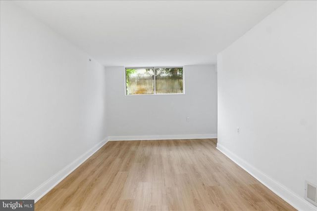 1812 OLNEY RD, Falls Church, VA 22043