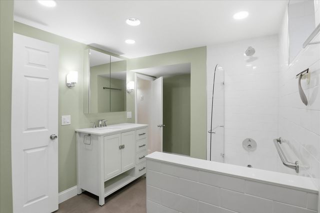 1812 OLNEY RD, Falls Church, VA 22043