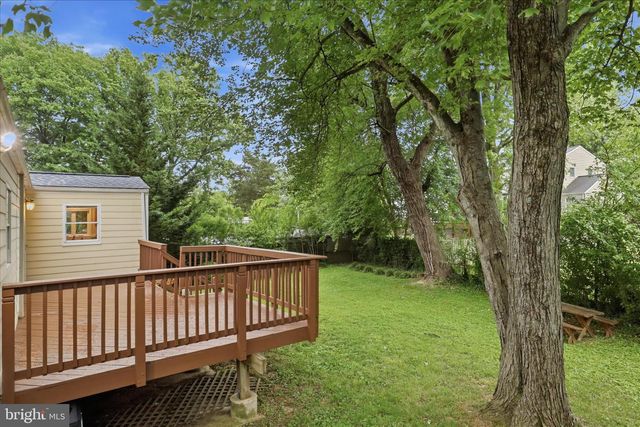 1812 OLNEY RD, Falls Church, VA 22043