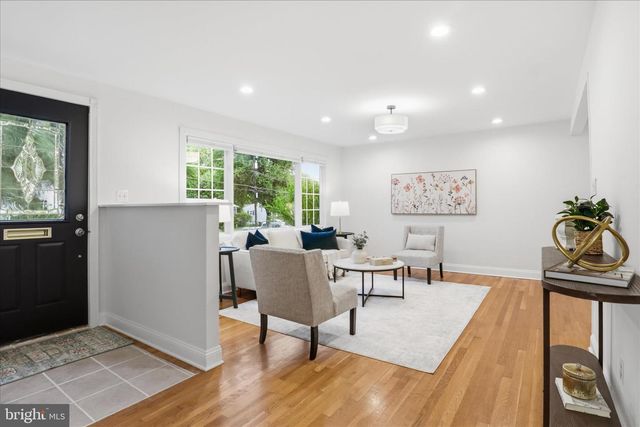 1812 OLNEY RD, Falls Church, VA 22043