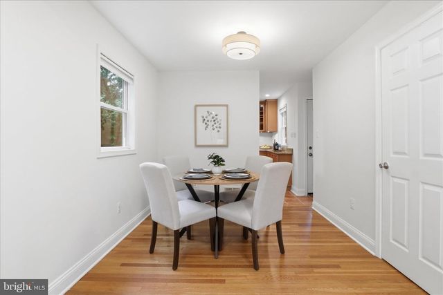 1812 OLNEY RD, Falls Church, VA 22043