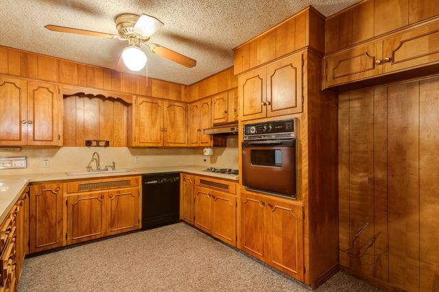 111 E 13th Street, Littlefield, TX 79339