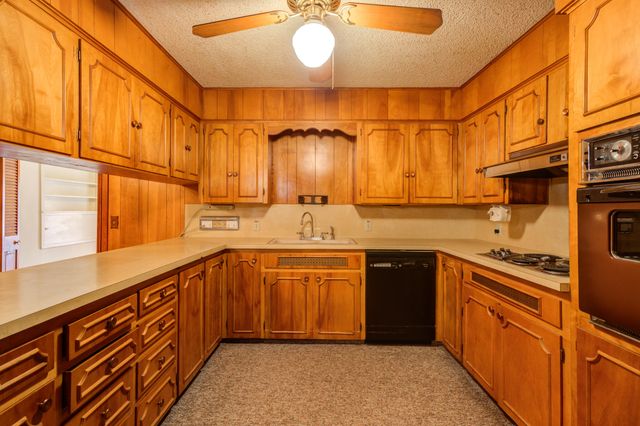 111 E 13th Street, Littlefield, TX 79339