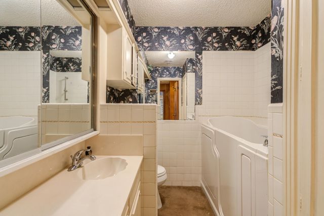 111 E 13th Street, Littlefield, TX 79339