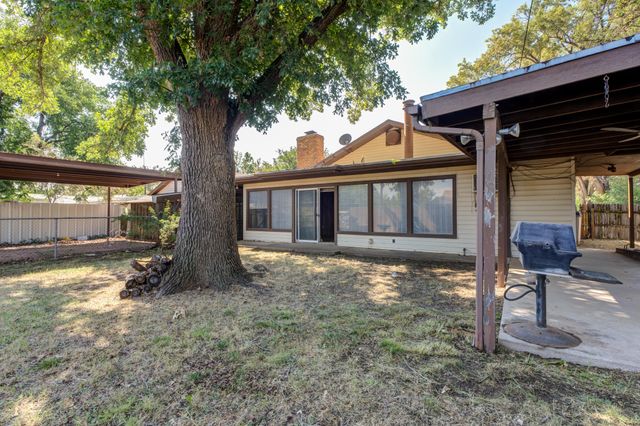 111 E 13th Street, Littlefield, TX 79339