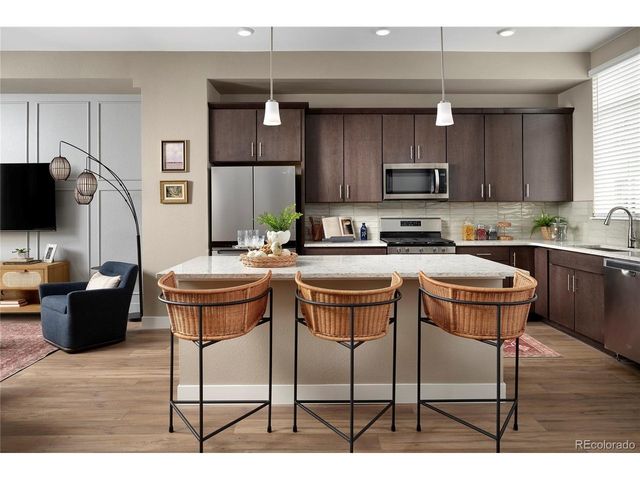 15563 W Washburn Cir, Lakewood, CO 80228