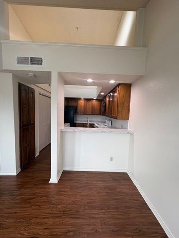 5930 Timbercrest Drive, Arlington, TX 76017