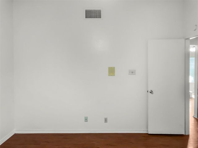 5930 Timbercrest Drive, Arlington, TX 76017