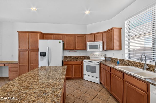 18425 W LA MIRADA Drive, Goodyear, AZ 85338