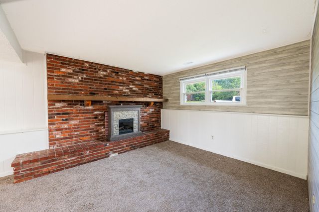 1812 E RIVIERA DR, Columbia, MO 65202