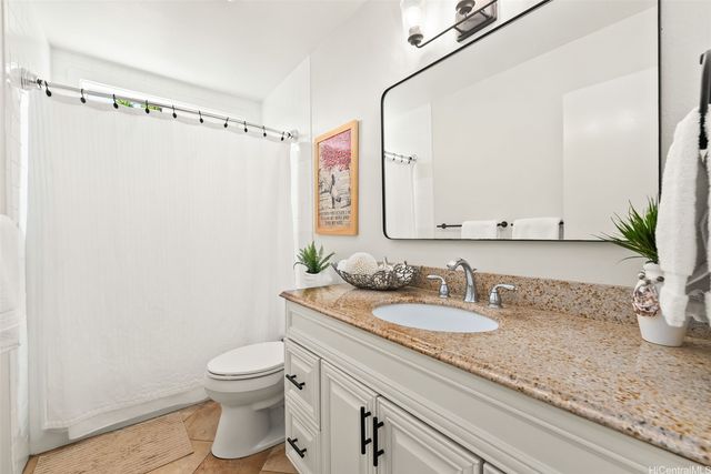 1255 Mokuhano Street, Honolulu, HI 96825