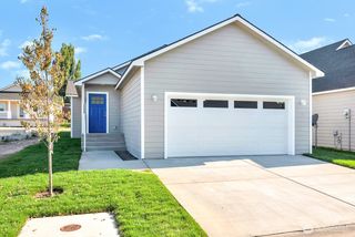 123 E 9th Avenue #62, Moses Lake, WA 98837