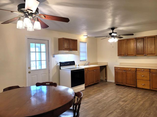 4362 W Midway Road, Fort Pierce, FL 34981