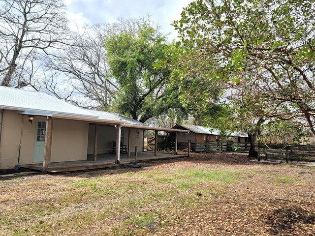 4362 W Midway Road, Fort Pierce, FL 34981