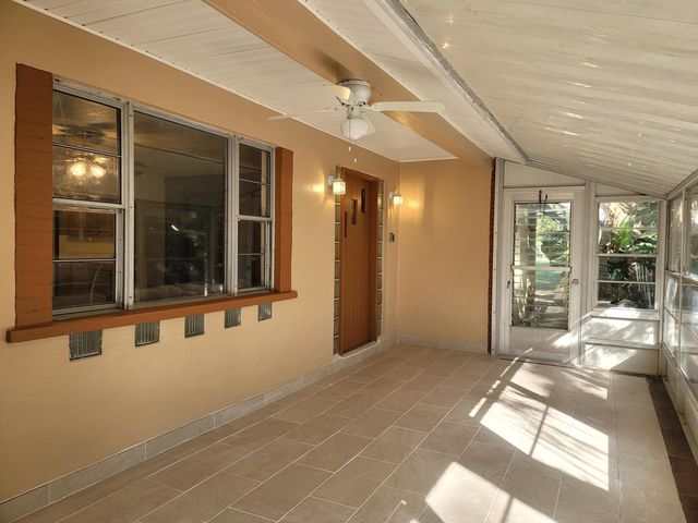 4362 W Midway Road, Fort Pierce, FL 34981