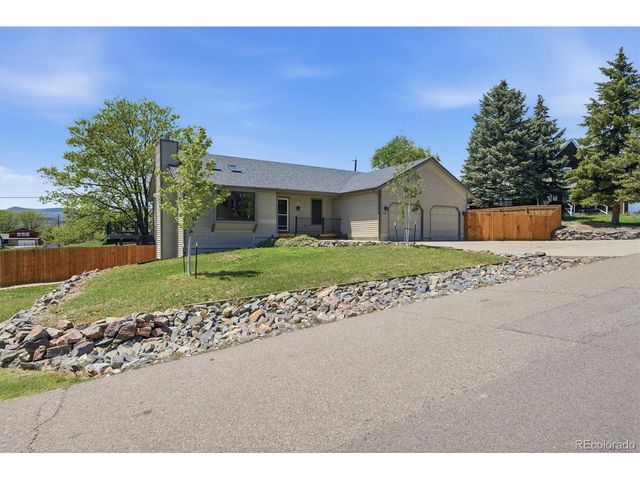 7731 S Estes St, Littleton, CO 80128